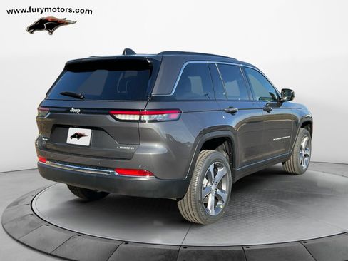 New 2025 Jeep Grand Cherokee Limited AWD/4WD image 3