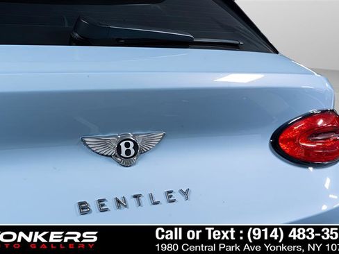 Used 2021 Bentley Bentayga image 43