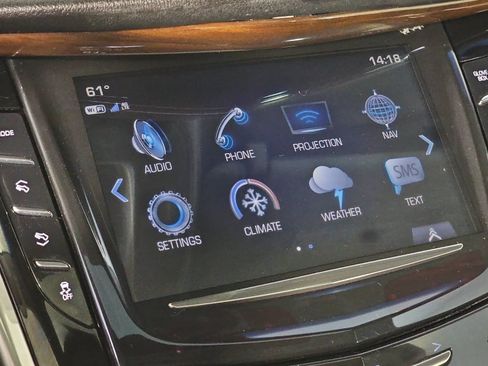 Used 2020 Cadillac Escalade Luxury AWD/4WD image 20