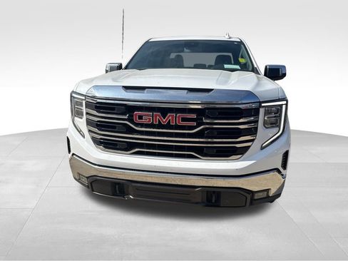 Used 2023 GMC Sierra 1500 SLT w/ SLT Premium Package image 15