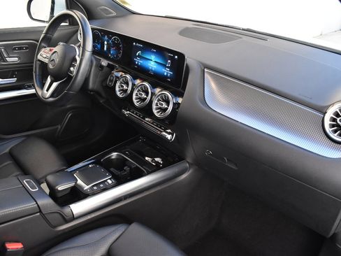 Used 2021 Mercedes-Benz GLA 250 4MATIC image 20