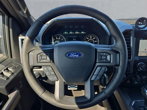 Used 2019 Ford F150 XLT w/ Equipment Group 302A Luxury AWD/4WD image 13