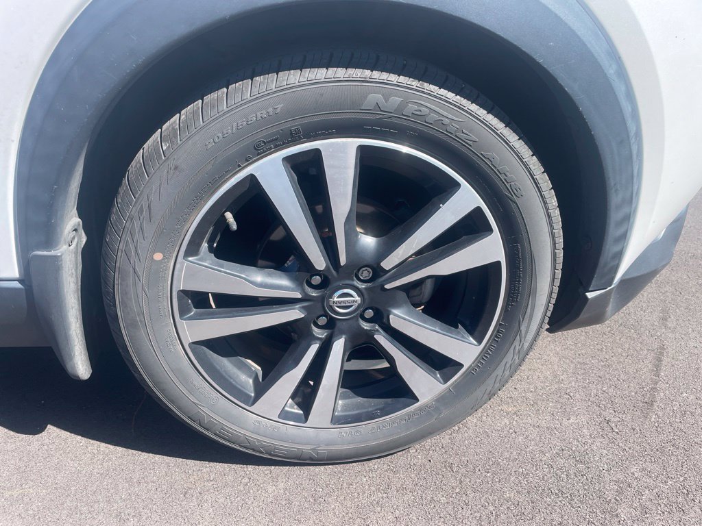 Used 2020 Nissan Kicks SV FWD image 9
