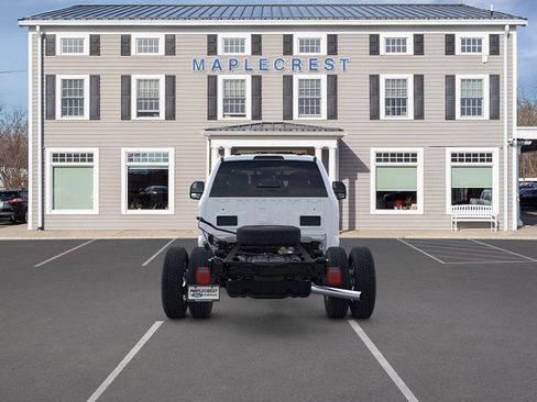 New 2025 Ford F350 XL w/ XL Chrome Package image 5