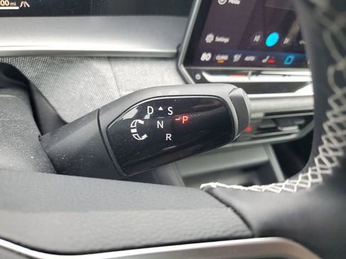 Used 2025 Volkswagen Tiguan S AWD/4WD image 22