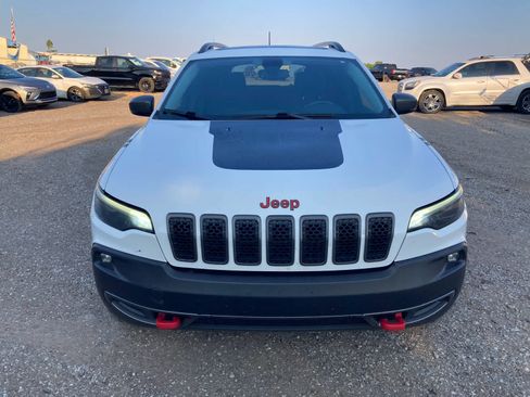 Used 2019 Jeep Cherokee Trailhawk w/ Comfort/Convenience Group AWD/4WD image 10