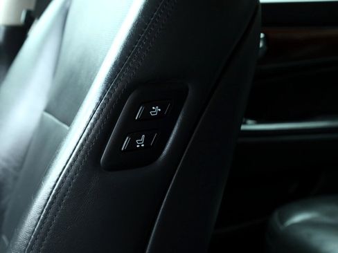 Used 2016 Hyundai Equus Signature image 36