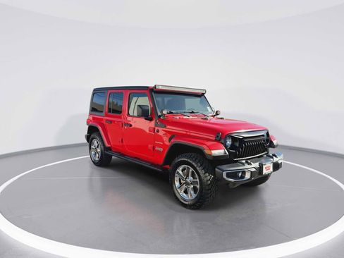 Used 2021 Jeep Wrangler Unlimited Sahara AWD/4WD image 2