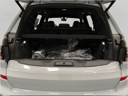 New 2026 BMW X7 xDrive40i image 6