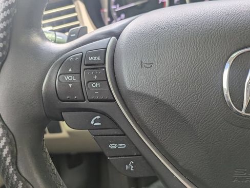 Used 2016 Acura ILX FWD image 25