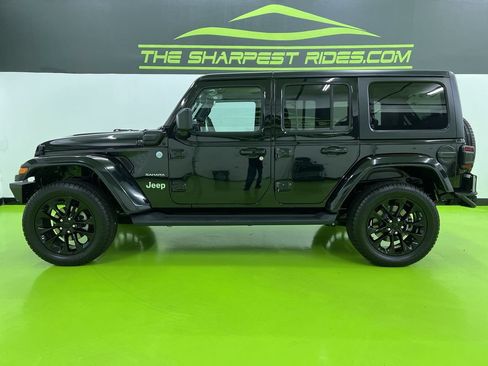Used 2022 Jeep Wrangler Unlimited Sahara AWD/4WD image 6