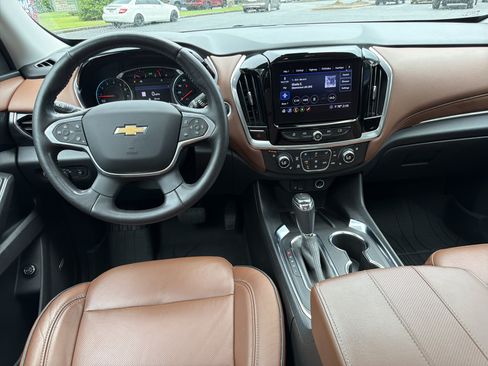 Used 2020 Chevrolet Traverse High Country FWD image 22