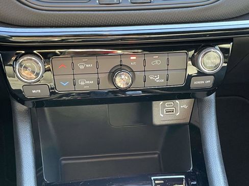 New 2026 Jeep Compass Latitude image 56