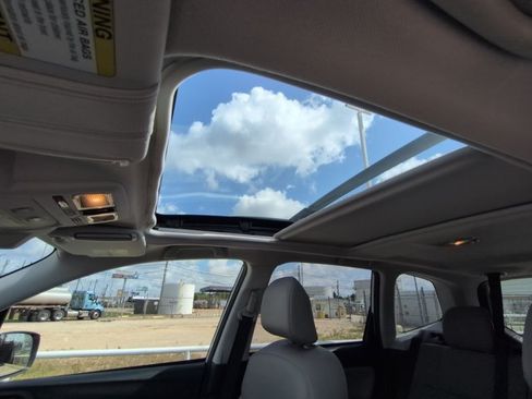 Used 2016 Subaru Forester 2.5i Touring w/ Eyesight & Navigation System AWD/4WD image 14