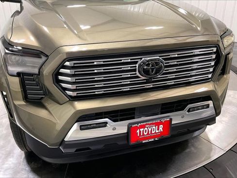 New 2026 Toyota Tacoma Limited AWD/4WD image 35