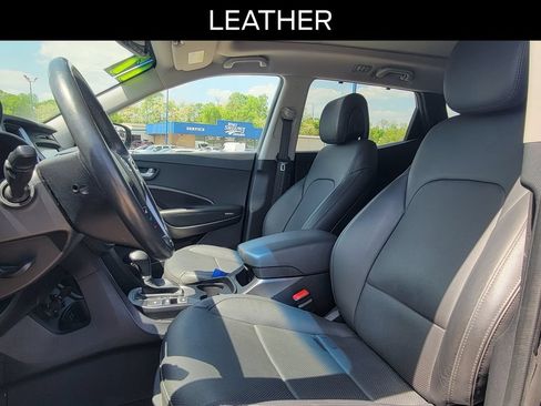 Used 2017 Hyundai Santa Fe Sport w/ 2.0T Ultimate Tech Package 05 FWD image 15
