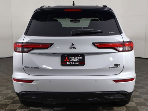 New 2025 Mitsubishi Outlander SEL Black Edition image 15