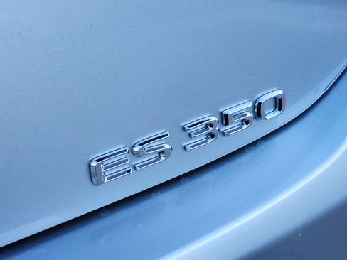 New 2025 Lexus ES 350 w/ Premium Package image 7