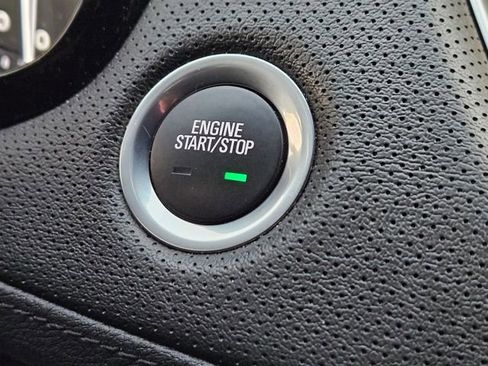 Certified 2022 Cadillac XT5 Premium Luxury w/ Technology Package image 25