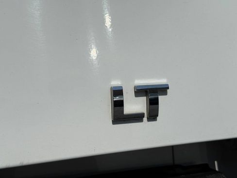 Used 2011 Chevrolet Silverado 1500 LT w/ All-Star Edition RWD image 10