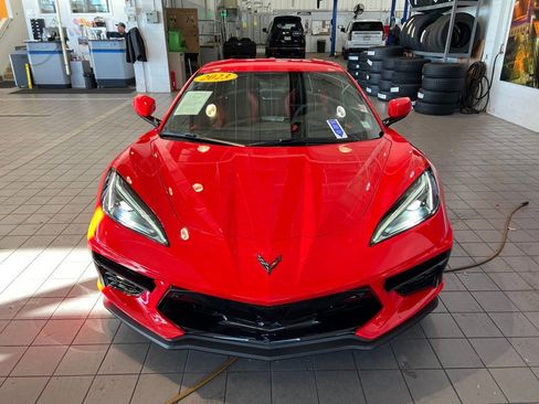Used 2023 Chevrolet Corvette Stingray Premium Conv w/ Z51 Performance Package RWD image 2
