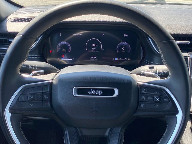 Used 2023 Jeep Grand Cherokee Altitude AWD/4WD image 8