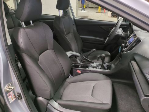 Used 2017 Subaru Impreza 2.0i image 9