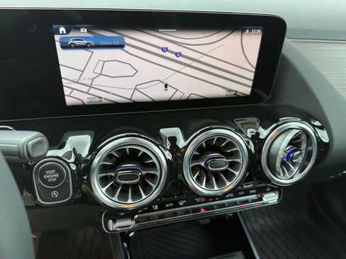 Used 2026 Mercedes-Benz GLA 250 4MATIC image 19