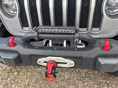 Used 2018 Jeep Wrangler Unlimited Rubicon w/ Dual Top Group image 9