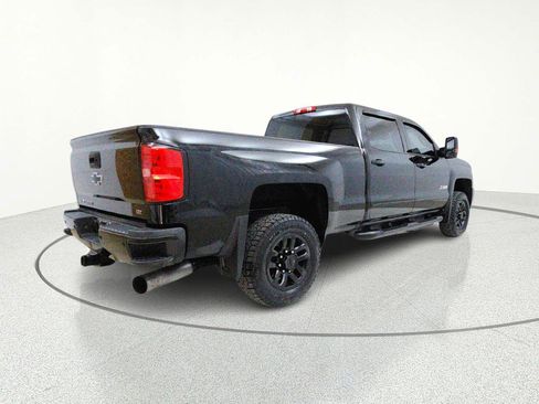 Used 2018 Chevrolet Silverado 2500 LTZ w/ Duramax Plus Package AWD/4WD image 8
