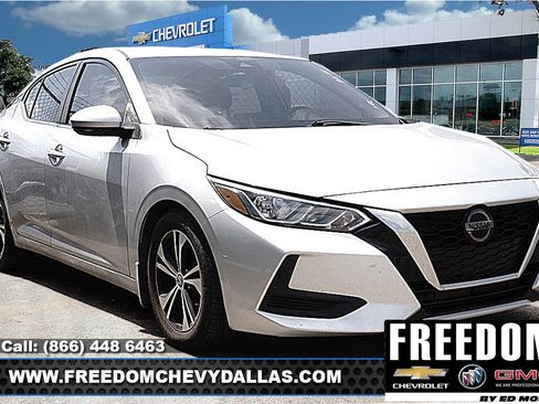 Used 2020 Nissan Sentra SV image 1