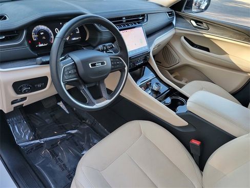 Certified 2021 Jeep Grand Cherokee L Limited image 19