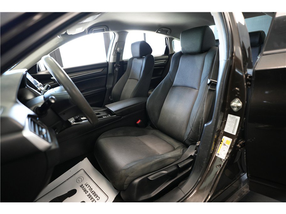 Used 2018 Honda Accord LX image 11