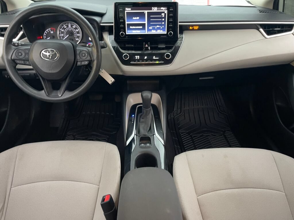 Used 2021 Toyota Corolla LE FWD image 27