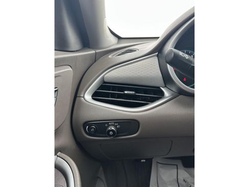 Used 2024 Chevrolet Malibu LS FWD image 30
