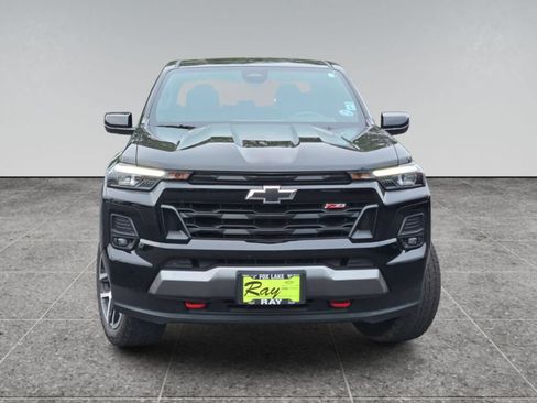 Used 2023 Chevrolet Colorado Z71 w/ Z71 Convenience Package 2 AWD/4WD image 2