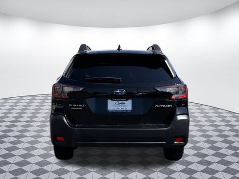 Used 2023 Subaru Outback Premium AWD/4WD image 7