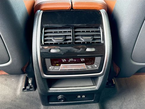 New 2026 BMW X5 M60i image 21