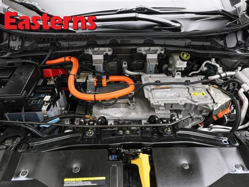 Used 2023 Nissan Ariya FWD image 7