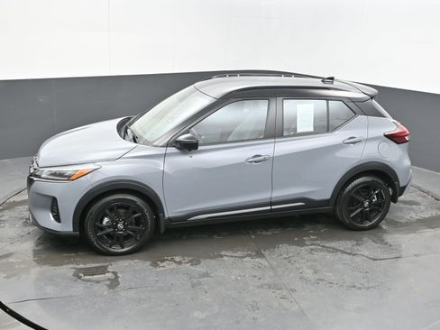 Certified 2024 Nissan Kicks SR w/ SR Premium Package image 32