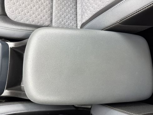 Used 2016 Chevrolet Colorado Z71 AWD/4WD image 34