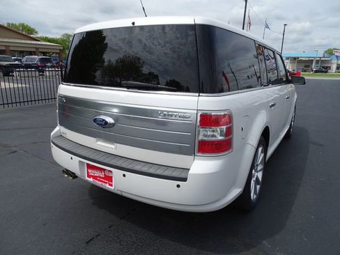 Used 2011 Ford Flex Limited w/ Rapid Spec Order Code FWD image 7