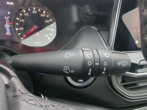 New 2026 Jeep Compass Latitude AWD/4WD image 31