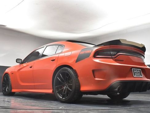 Used 2019 Dodge Charger Scat Pack w/ Daytona Edition Group image 33
