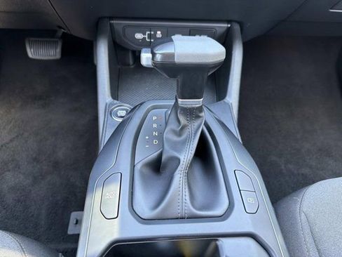 Used 2025 Kia K4 FWD image 28