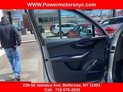 Used 2023 Audi Q7 3.0T Premium Plus AWD/4WD image 30