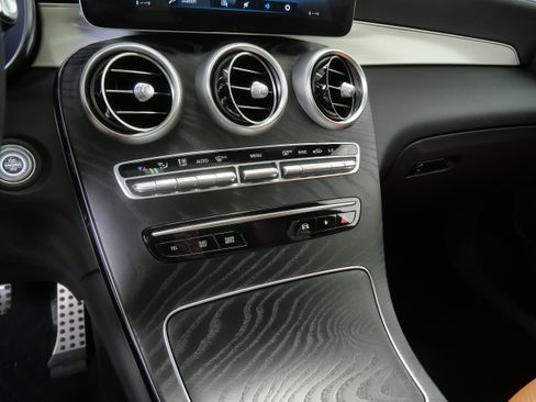 Certified 2023 Mercedes-Benz GLC 300 4MATIC Coupe image 20