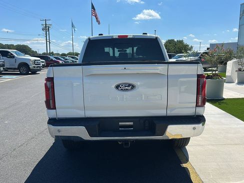 Used 2025 Ford F150 Lariat w/ Equipment Group 501A Mid AWD/4WD image 6