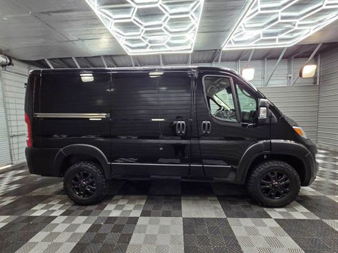 Used 2023 RAM ProMaster 1500 w/ Black Appearance Package FWD image 9