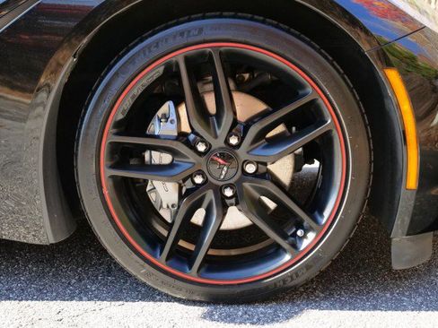 Used 2019 Chevrolet Corvette Stingray Convertible w/ 1LT image 37